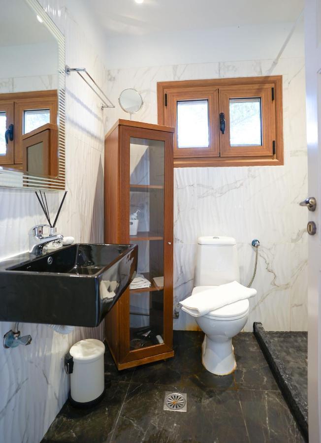 Fira Central Apartments With Veranda מראה חיצוני תמונה